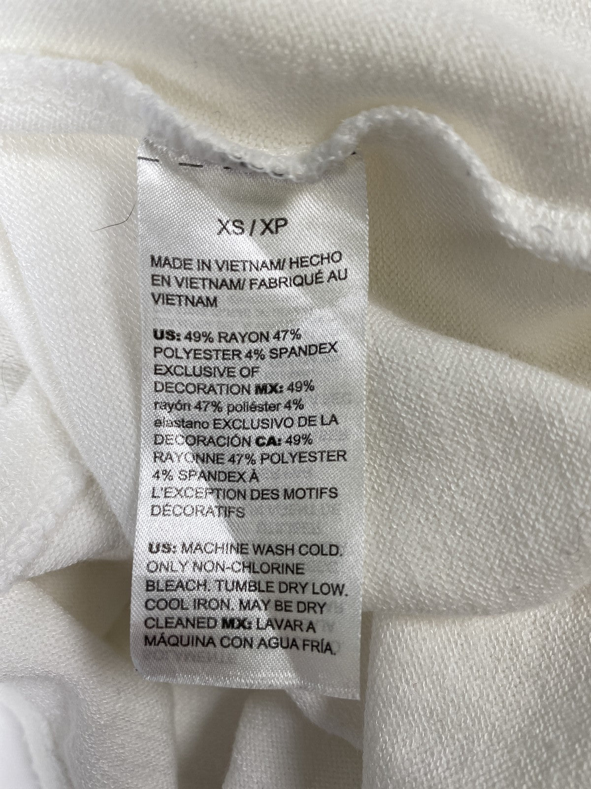 White House Black Market Women’s White Long Sleeve V-Neck Shirt - XS