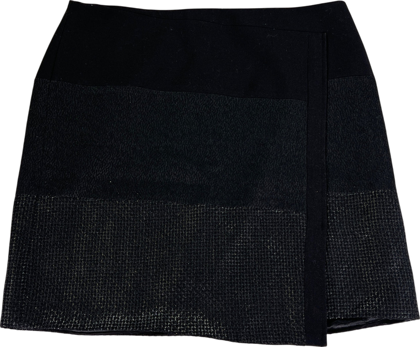 White House Black Market Women’s Black Straight Skirt - 8