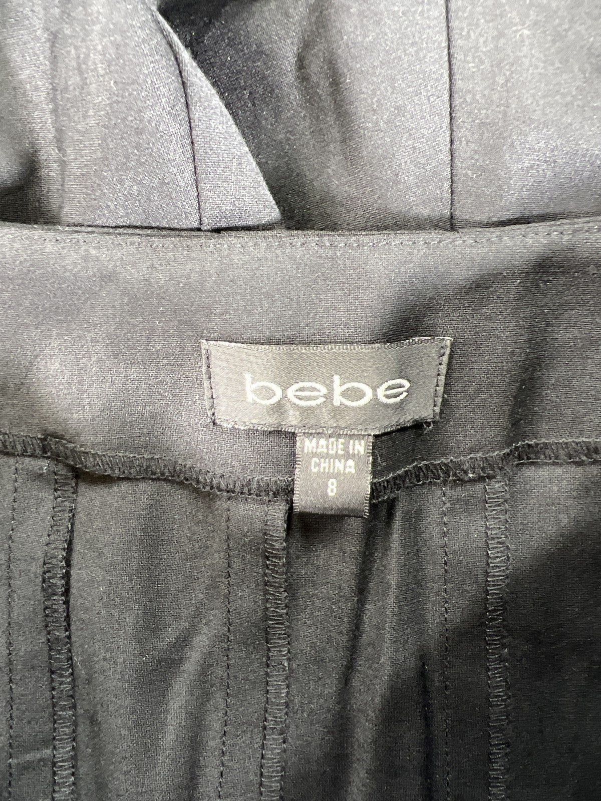 Bebe Women’s Black Lace Trim A-Line Side Zip Pleated Skirt - 8