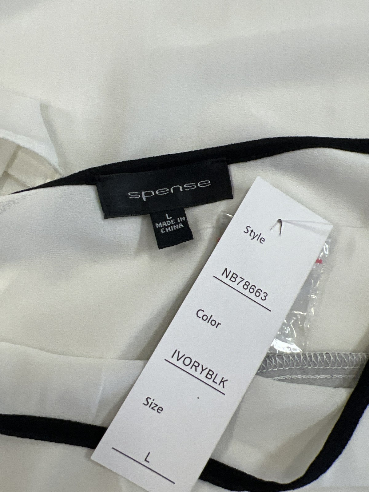 Spense Women’s White/Black Semi-Sheer 1/2 Sleeve Pullover Blouse - L