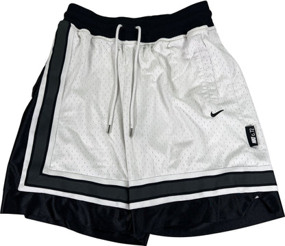 Nike Men’s White/Black Mesh Lined Circa 8” Athletic Basketball Shorts - M