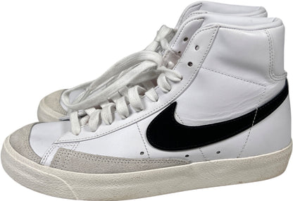 Nike Women’s White Blazer 77 High Top Lace Up Sneakers - 8