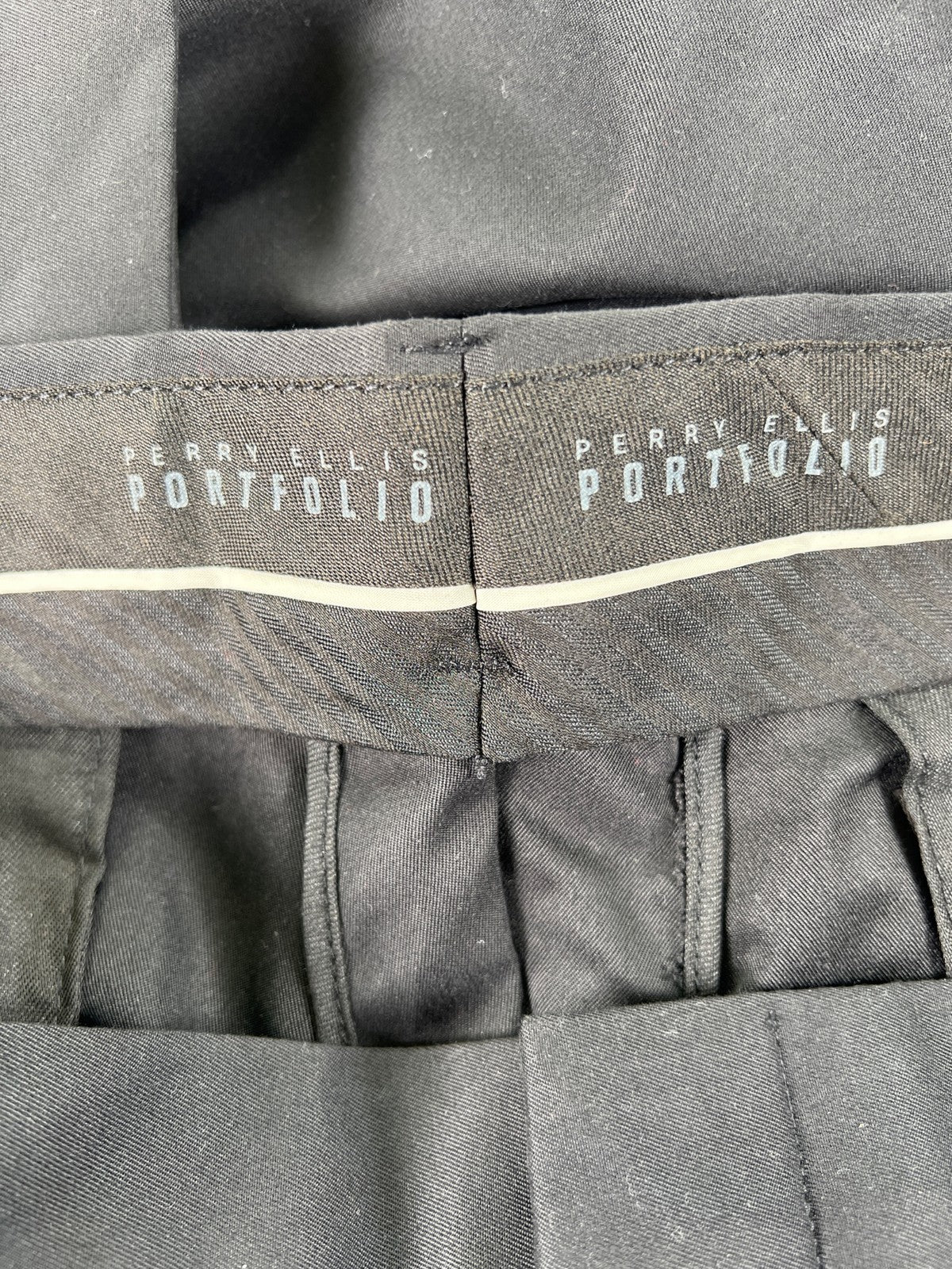Perry Ellis Portfolio Men’s Black Micro Touch Dress Pants - 42x30
