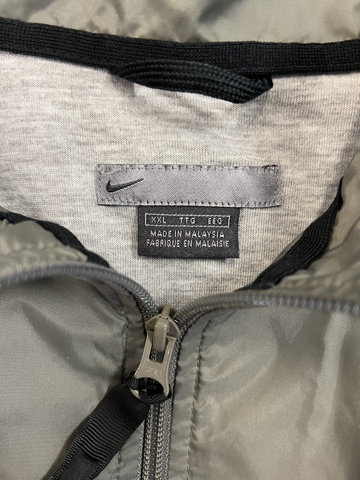 Nike Men’s Gray Long Sleeve Full Zip Windbreaker Jacket - XXL