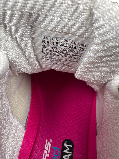 Skechers Women’s Black D’Lites Air Cooled Memory Foam Lace Up Sneakers - 6.5