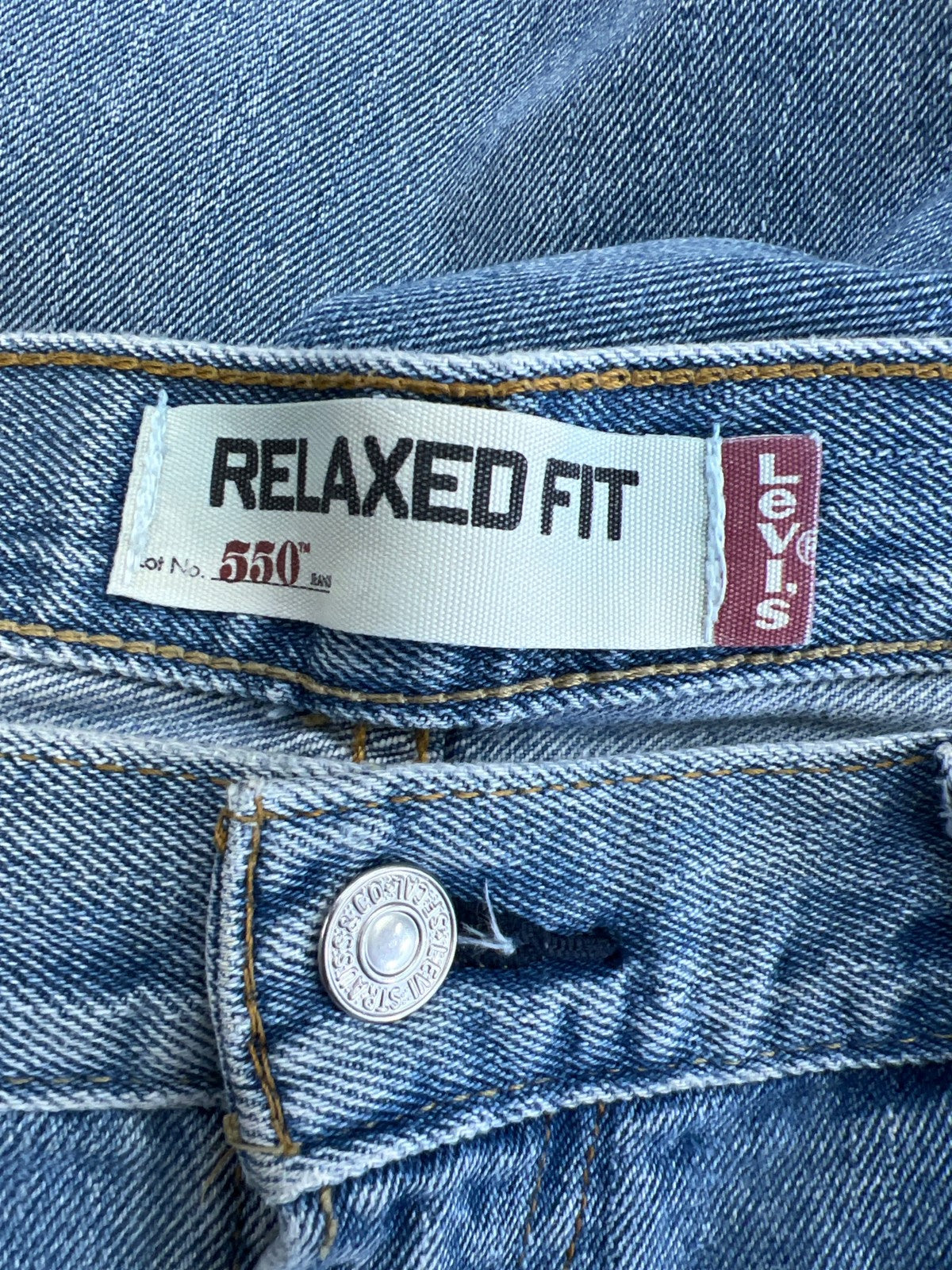 Levi’s Men’s Light Wash 550 Relaxed Fit Denim Jeans - 36x30