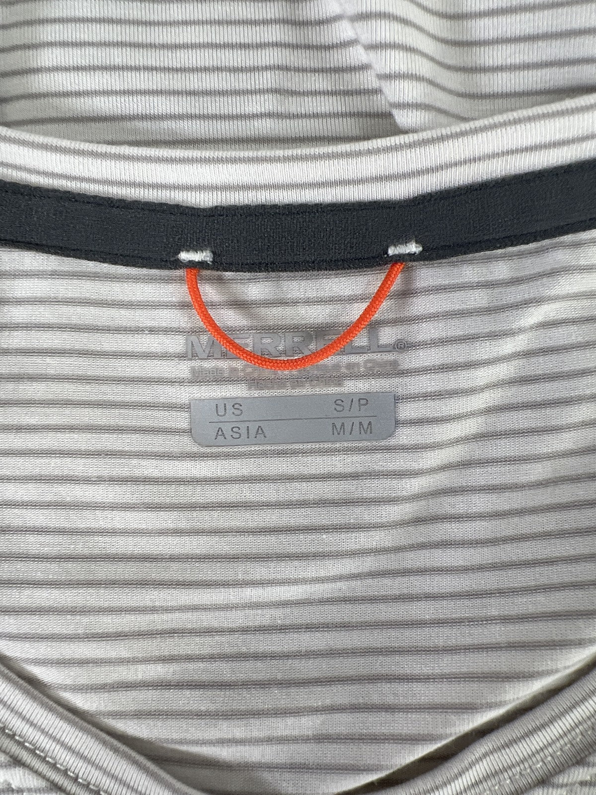 Merrell Women’s Ivory/Gray Striped Short Sleeve Athletic Shirt - S