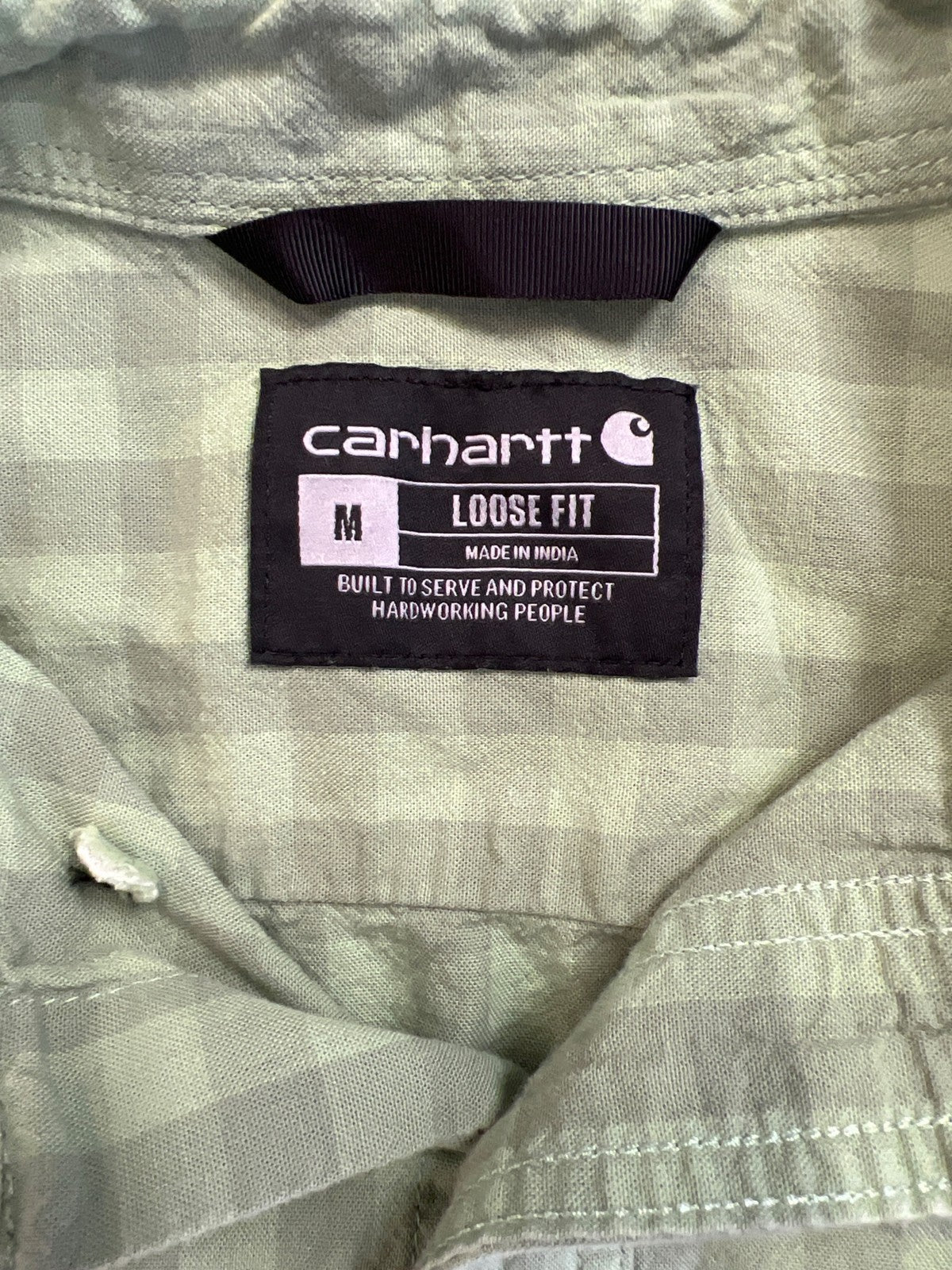 Carhartt Men’s Green Plaid Midweight Short Sleeve Button Up Shirt - M