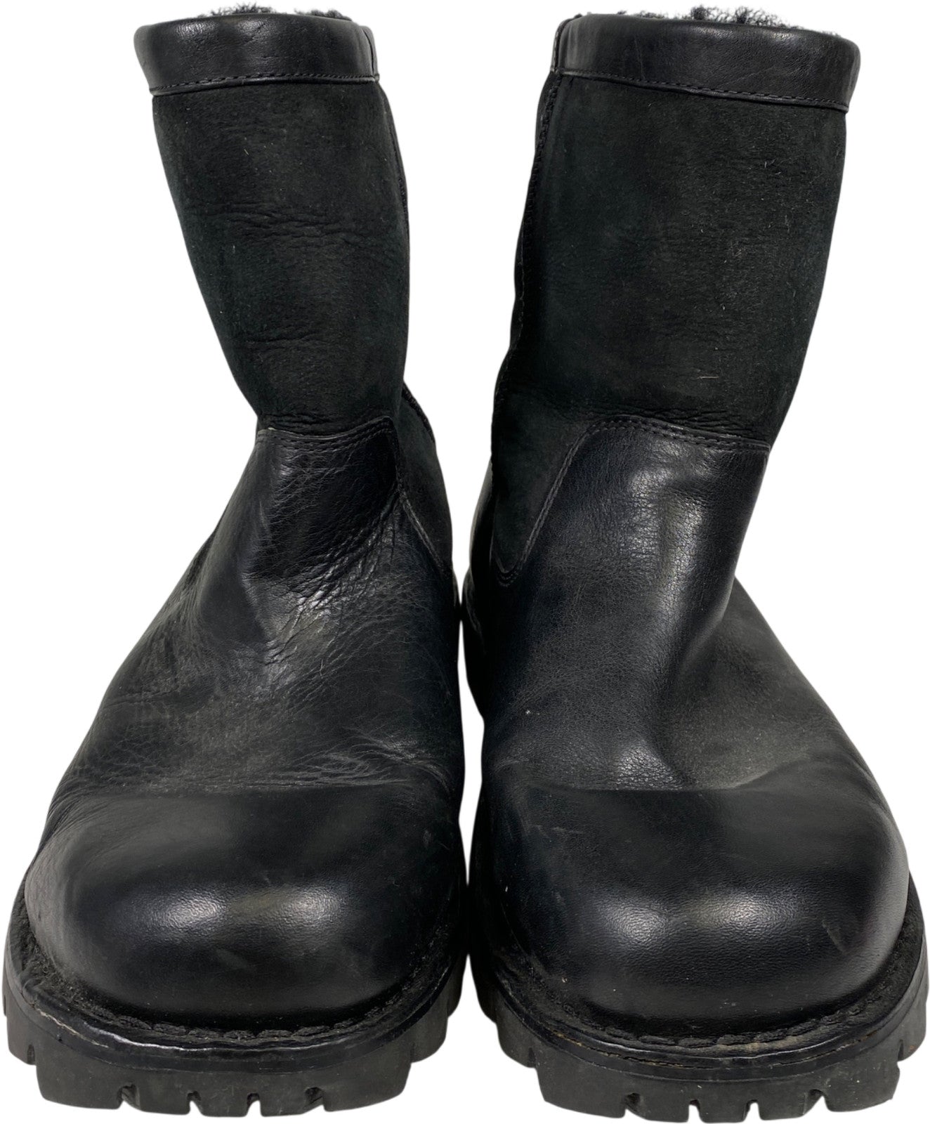 UGG Men’s Black Leather/Suede Shearling Lined Boots - 12