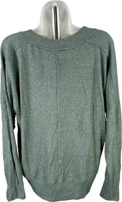 Buffalo Women’s Green Super Soft Cozy V-Neck Long Sleeve Shirt - M