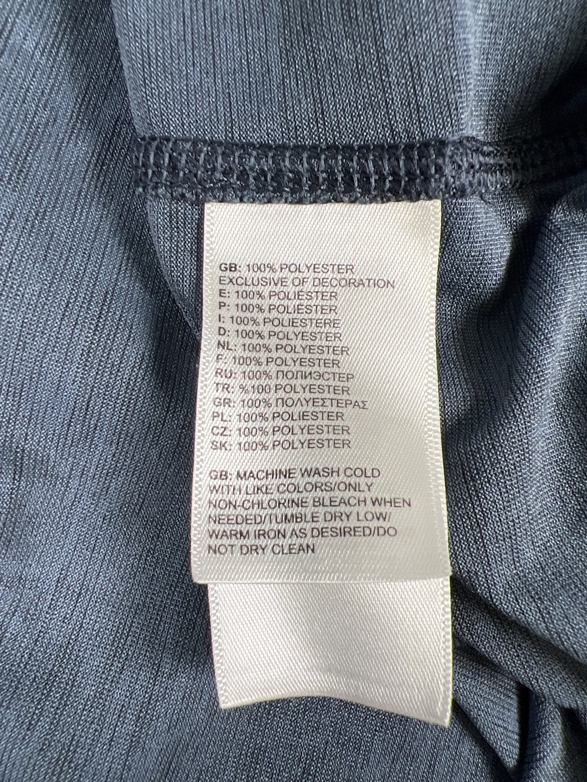 The North Face Women’s Blue FlashDry Short Sleeve V-Neck Athletic Shirt - L