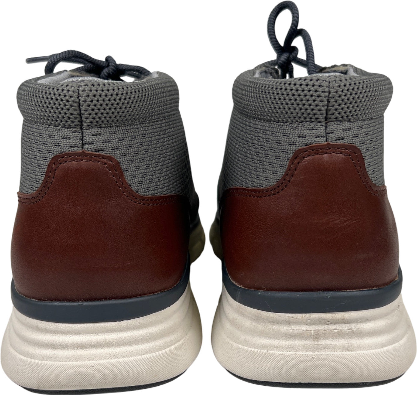 Johnston and Murphy Men’s Gray Amherst Lug Knit Chukka Boots - 10