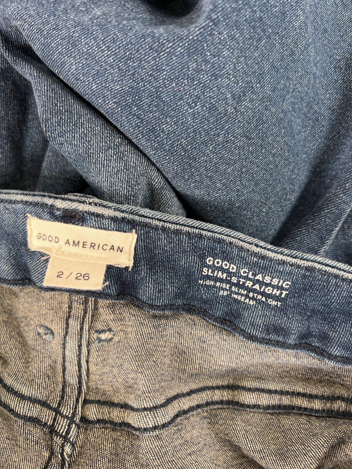 Good American Women’s Medium Wash Good Classic Slim Straight Jeans - 2/26