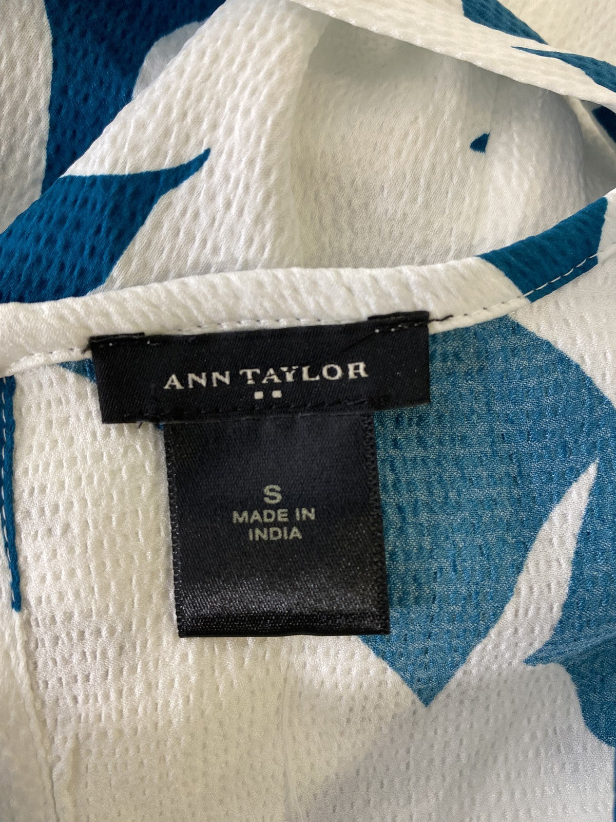 Ann Taylor Women’s White Blue Floral Cap Sleeve Tie Front Dress - S