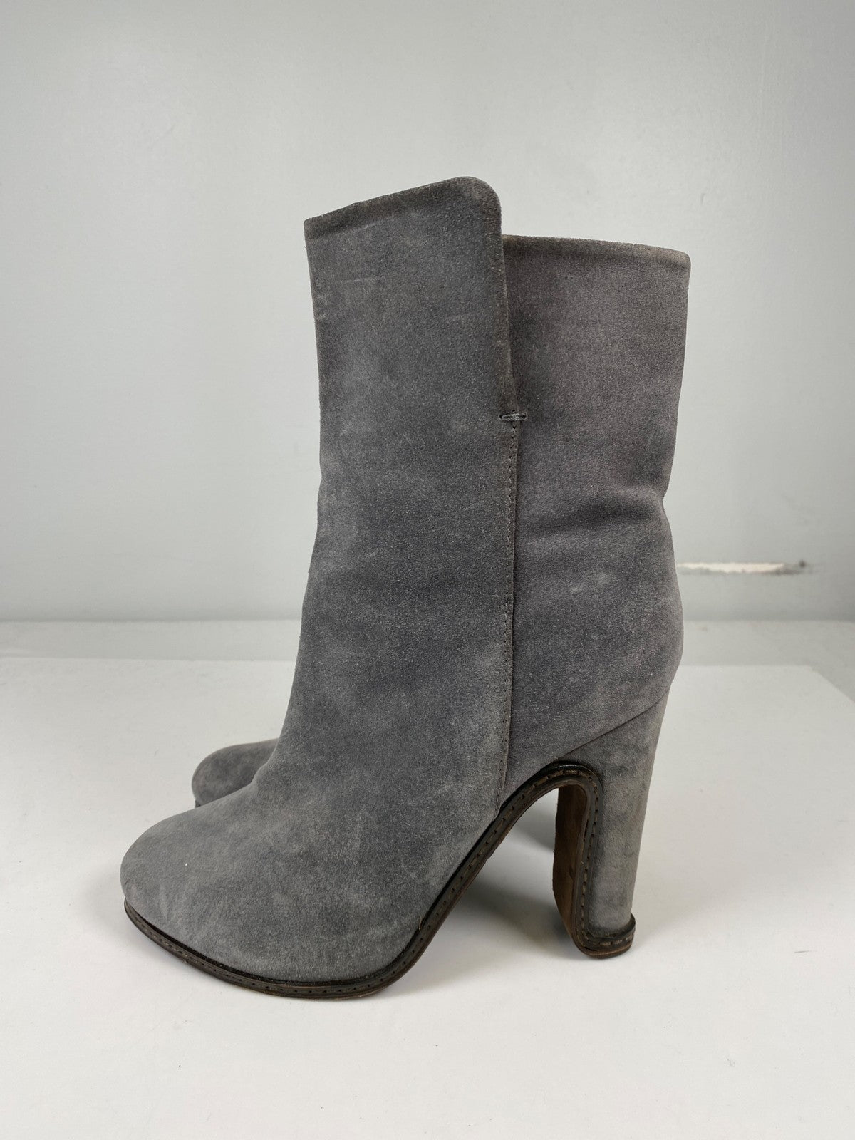 Leifsdottir Women’s Gray Suede Heeled Mid Calf Fashion Boots - 38/US 7.5