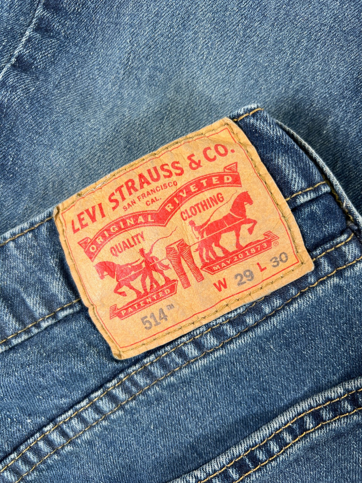 Levi’s Men’s Medium Wash 514 Straight Fit Denim Jeans - 29x30