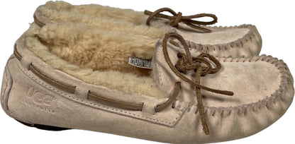 UGG Dakota Women’s Light Beige Shearling Lined Dakota Slippers - 6