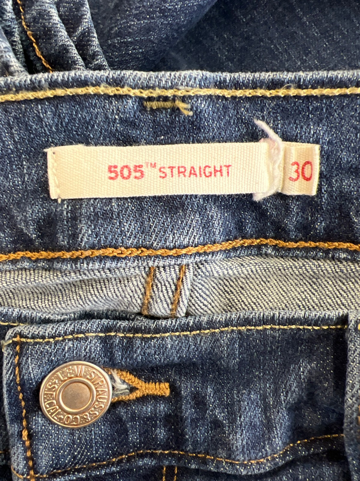 Levi’s Women’s Medium Wash 505 Straight Denim Jeans - 30