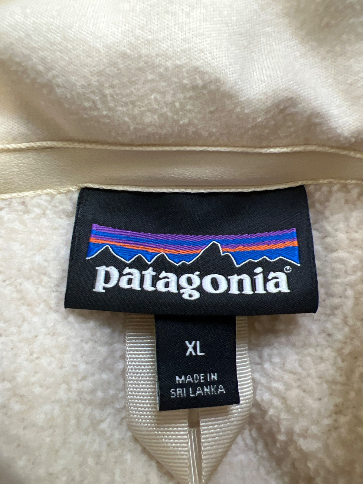 Patagonia Women’s Light Beige 1/4 Zip Pullover Better Sweater - XL