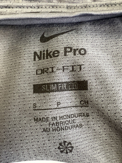 Nike Pro Men’s Gray Slim Fit Short Sleeve Athletic Shirt - S