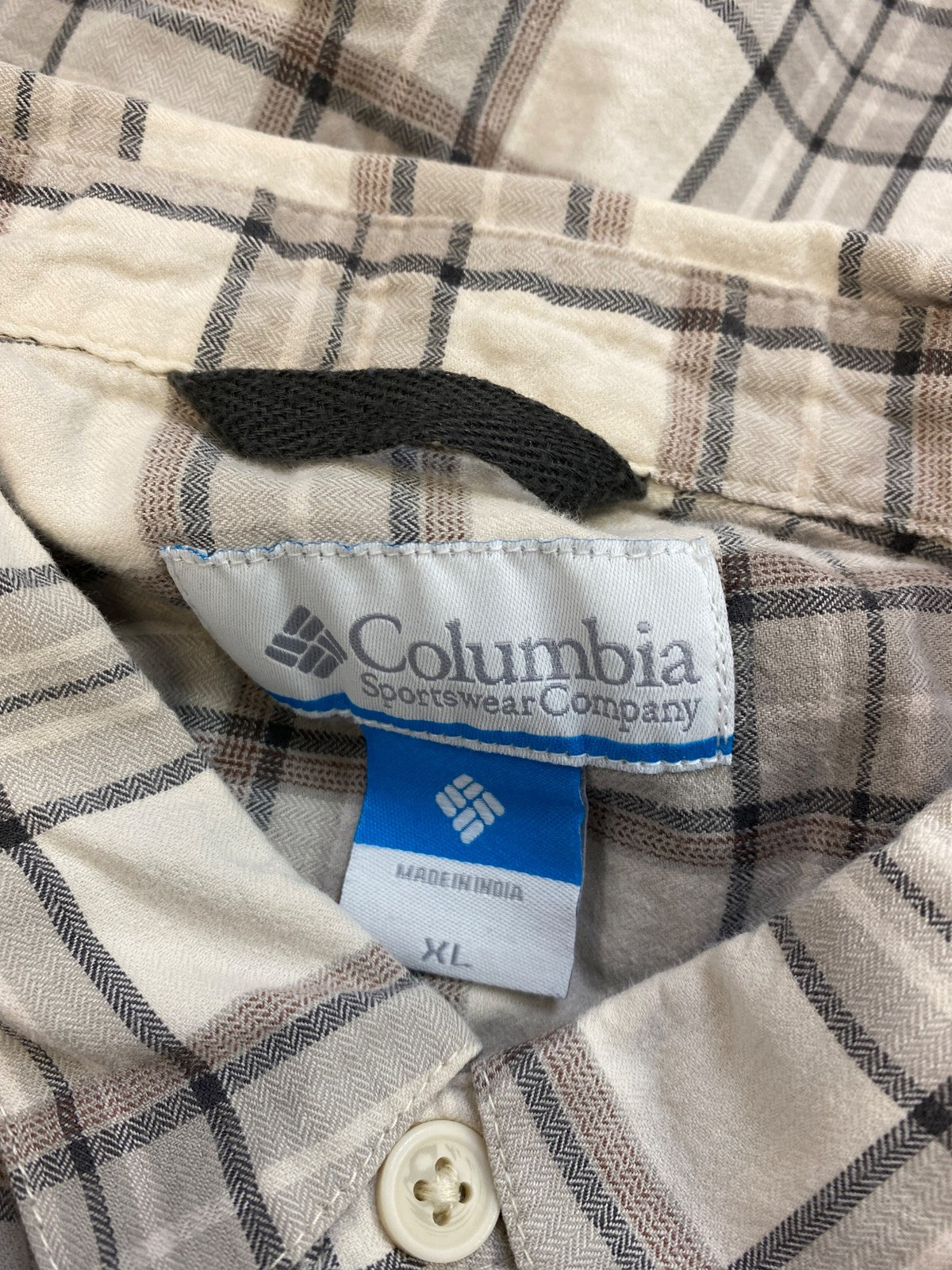 Columbia Men’s Ivory/Gray Plaid Long Sleeve Button Up Flannel Shirt - XL