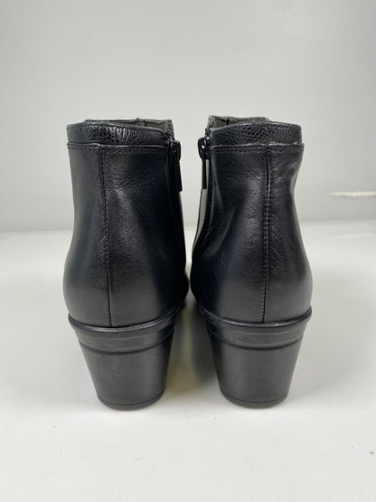 Clarks Collection Women’s Black Emslie Monet Heeled Ankle Booties - 9
