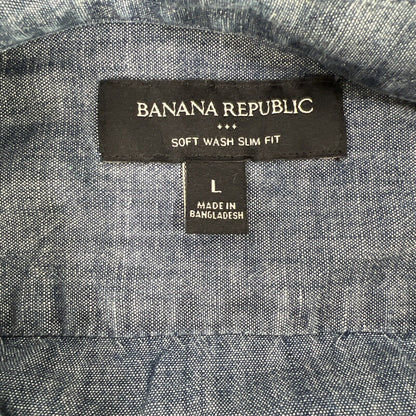 Banana Republic Men's Blue Chambray Soft Wash Slim Button Up Shirt - L
