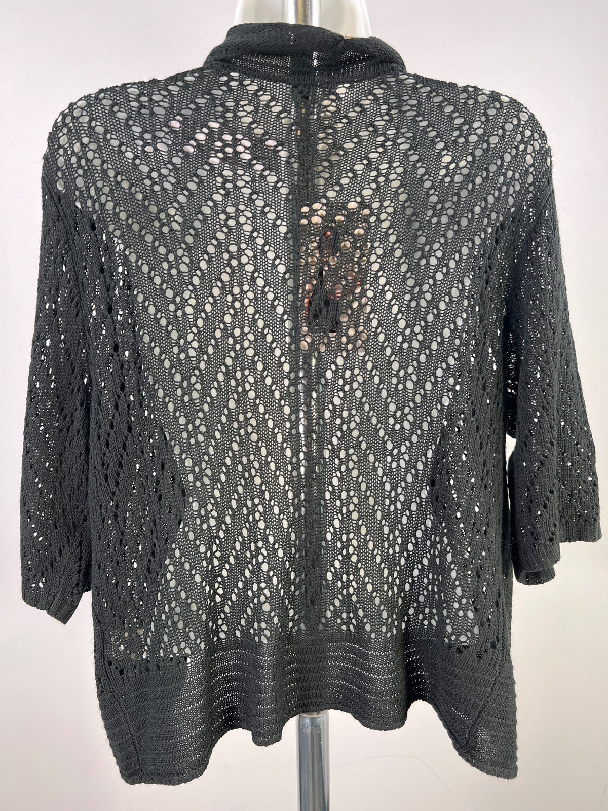 Leo and Nicole Women’s Black Open Knit 1/2 Sleeve Cardigan Sweater - L