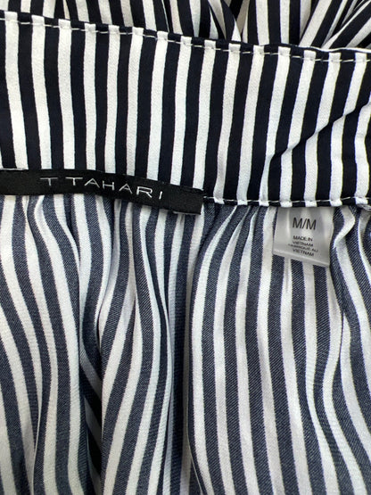 T Tahari Women’s Blue/White Striped Short Sleeve Button Up Blouse - M