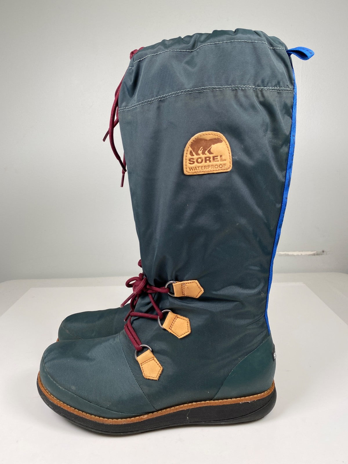 Sorel Women’s Green/Blue Vintage Waterproof Insulated Tall. Pull On Boots - 9