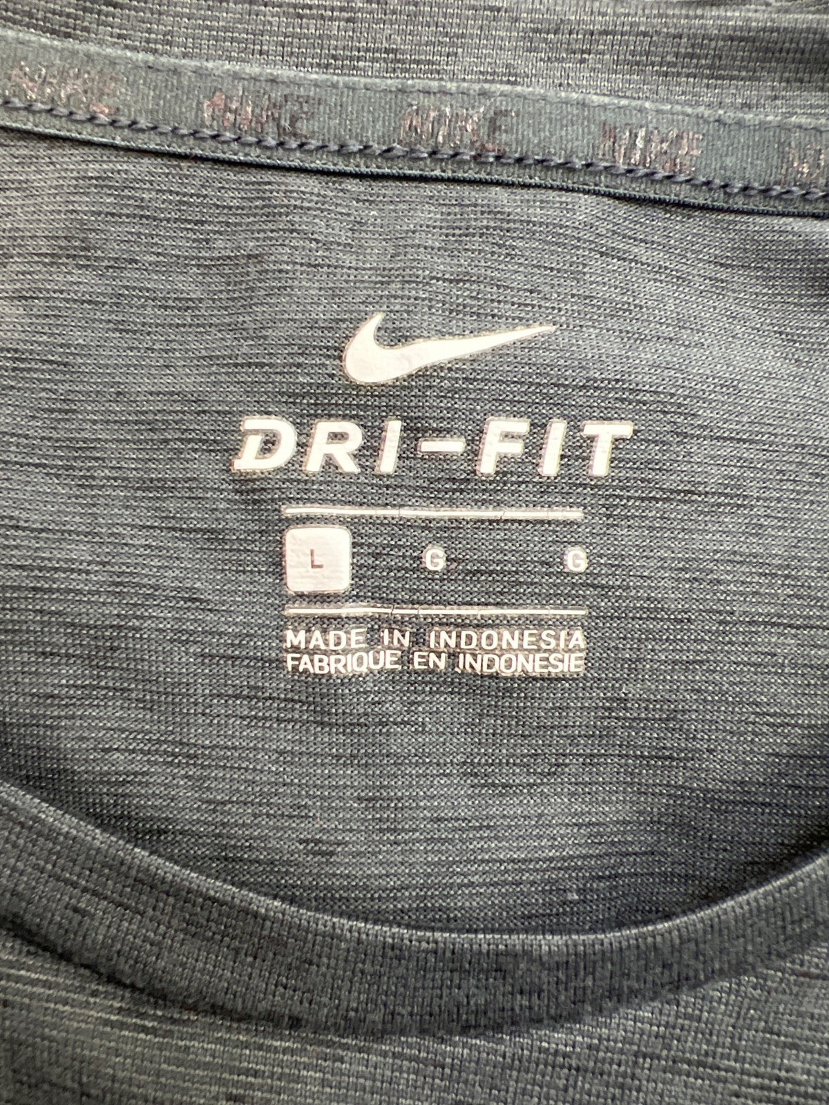 Nike Men’s Gray Dri-Fit U of M Michigan Short Sleeve T-Shirt - L