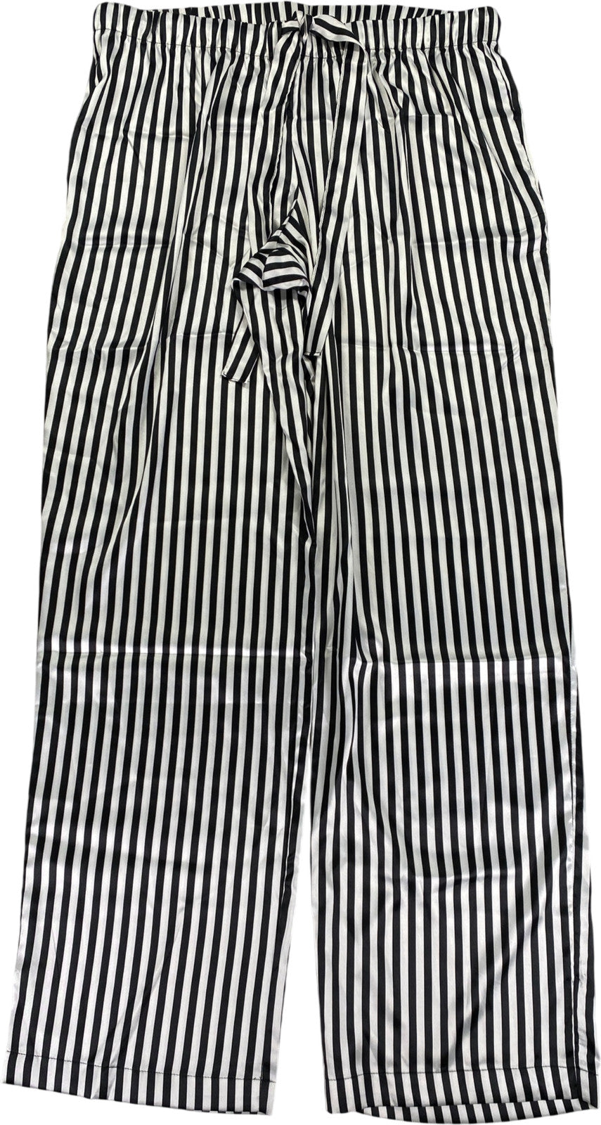 Victoria’s Secret Women’s Black/White Long Sleeve Pajama Shirt and Pant Set - M