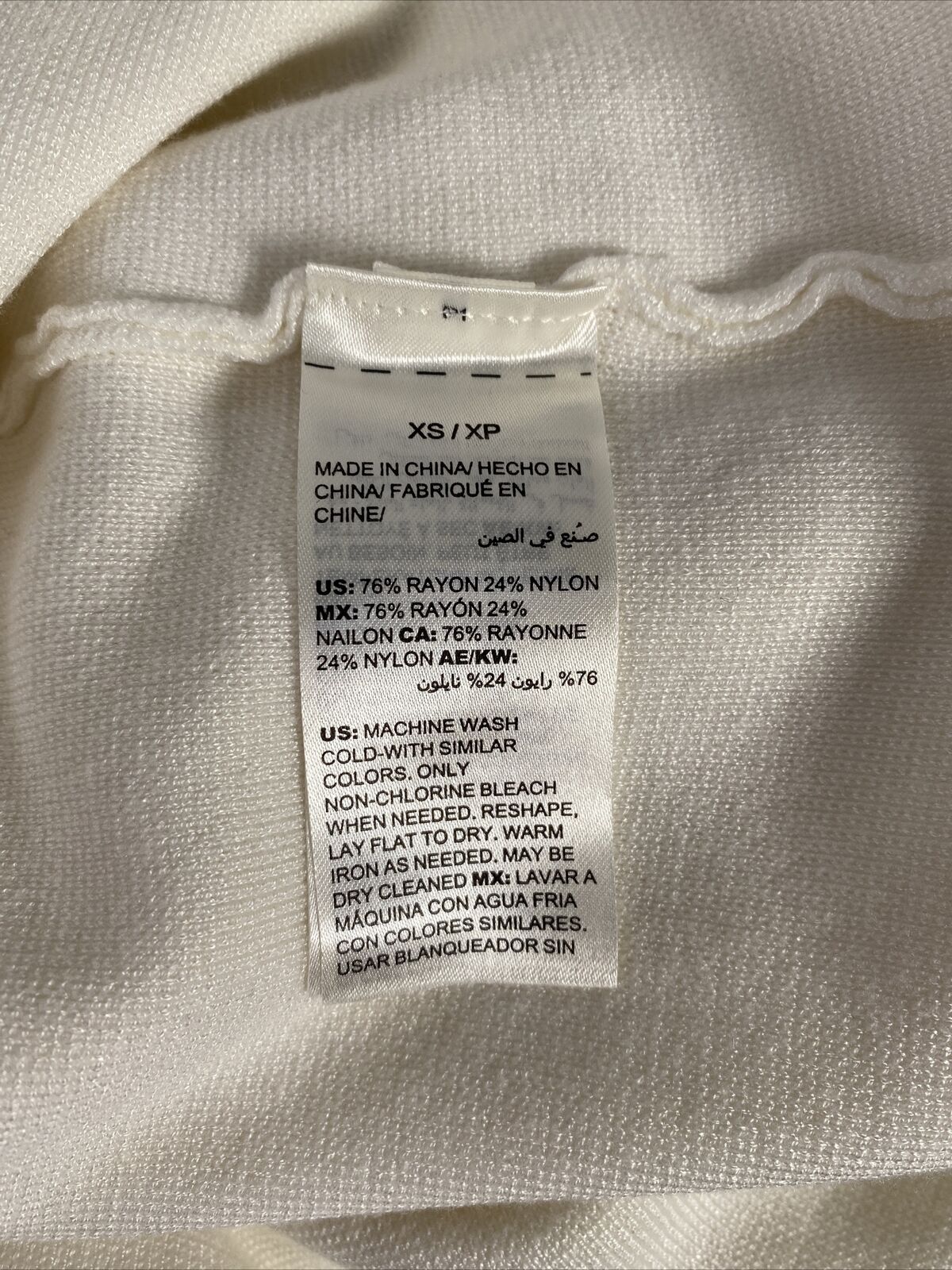 White House Black Market Womens White Faux Peal Ladder Stitch Sweater -XS