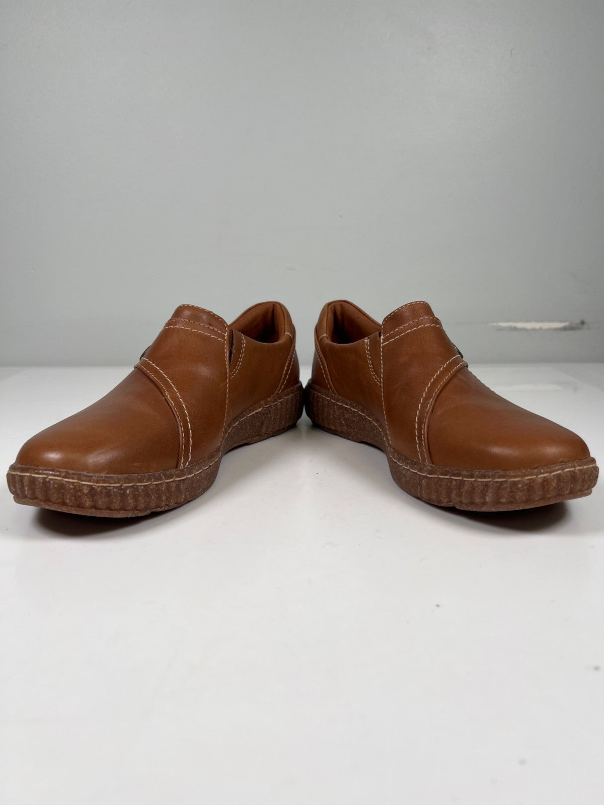 Clarks Collection Women’s Brown Leather Caroline Pearl Walking Shoes - 8