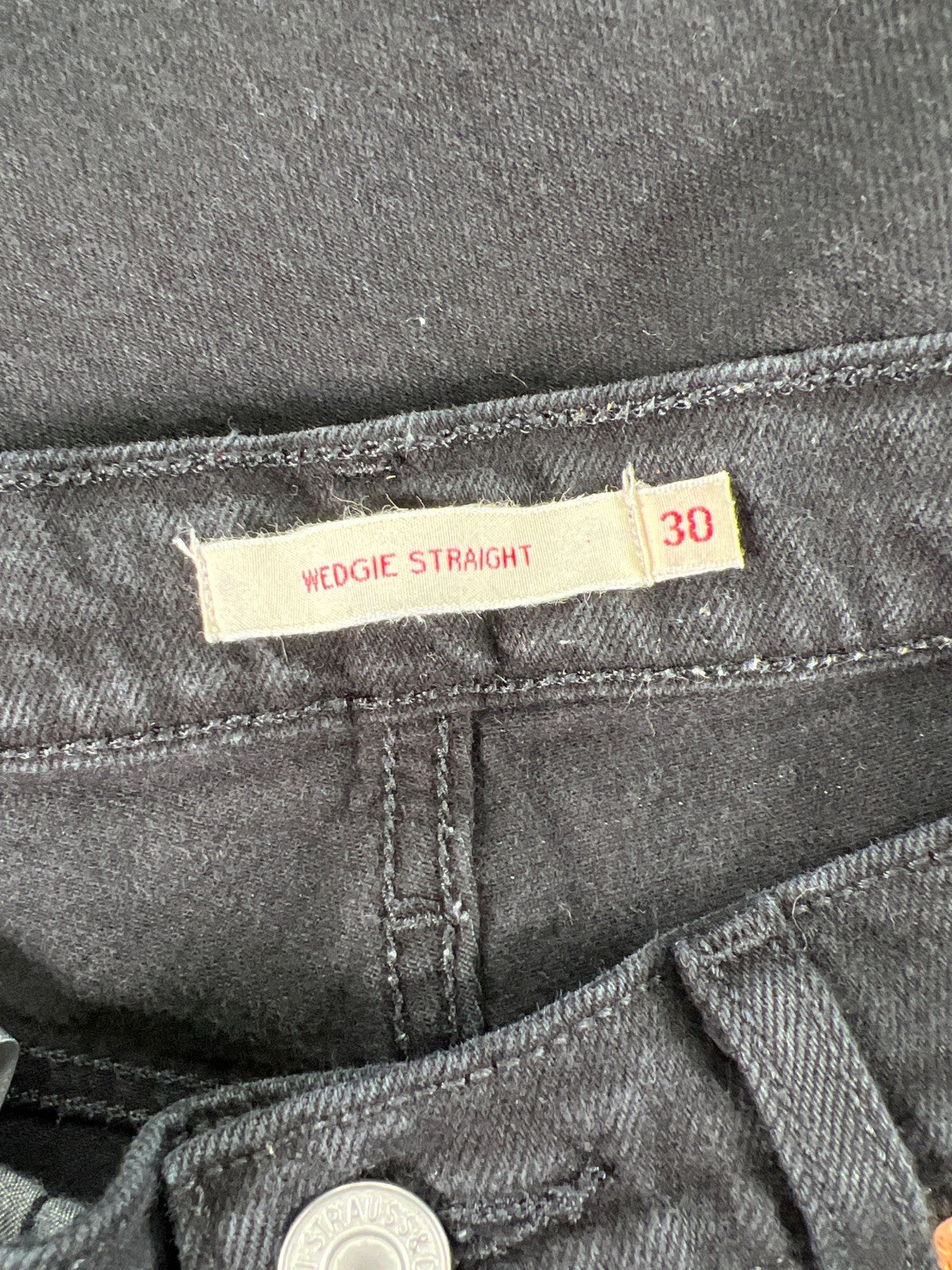 Levi’s Women’s Black Wedgie Straight Denim Jeans - 30