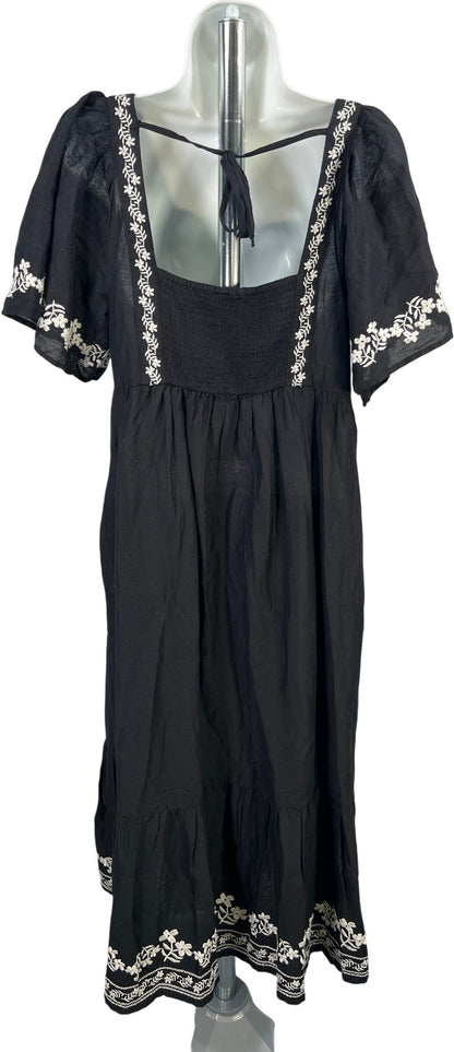 Old Navy Women’s Black Embroidered Short Sleeve Smocked Midi Dress - M