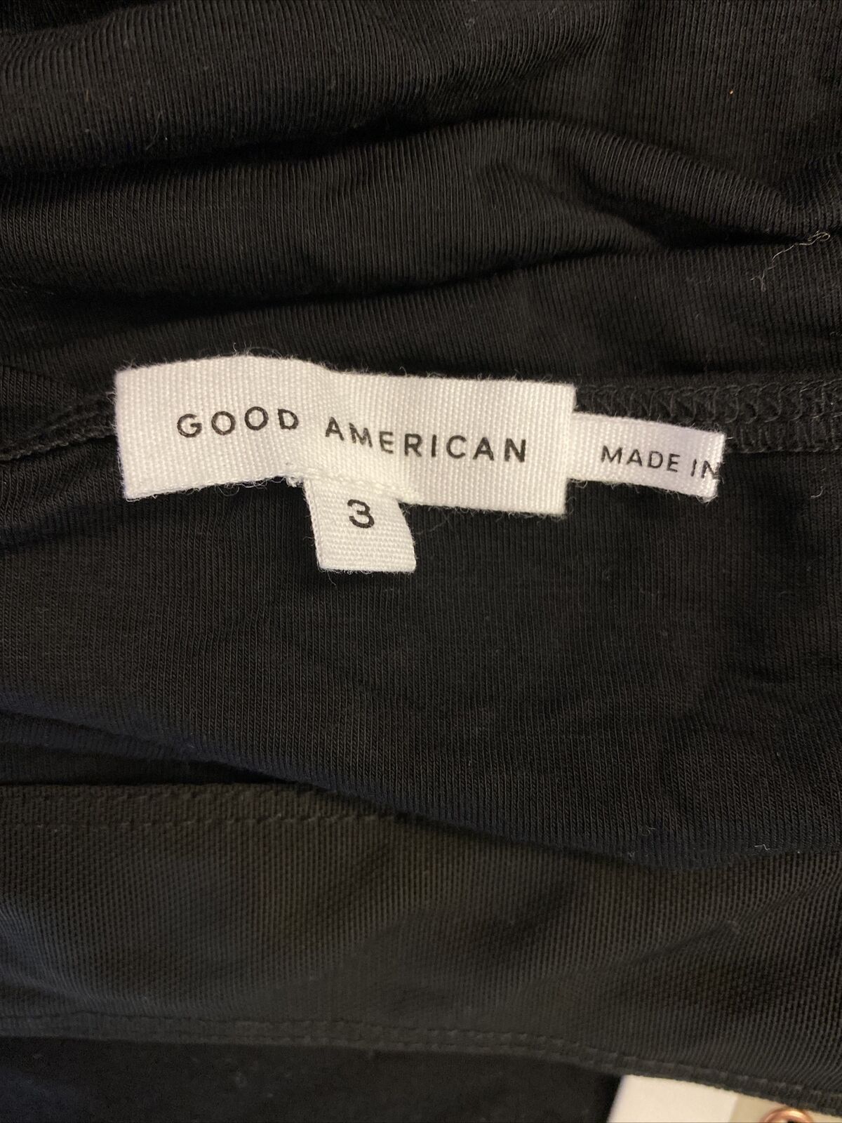 NUEVO Vestido midi negro con hombros descubiertos y corte para mujer de Good American - 3 (EE. UU. L)