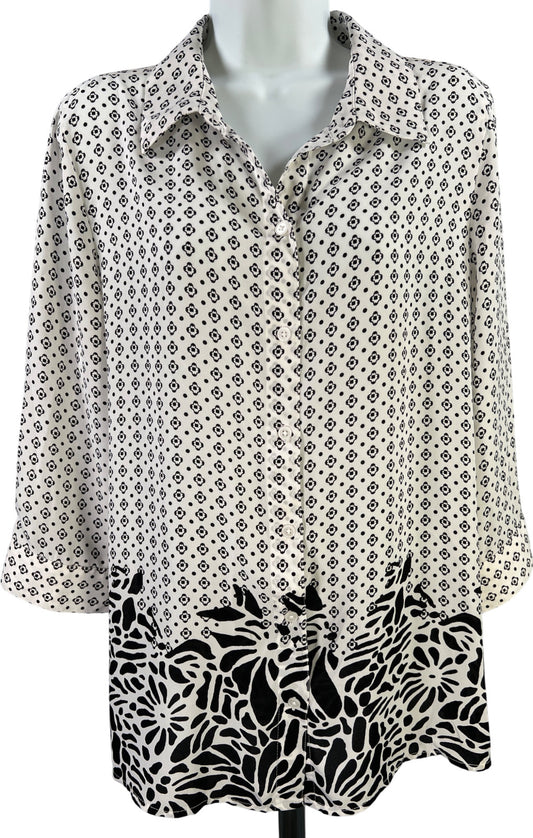 Chico’s Women’s White/Black Button Up 3/4 Sleeve Blouse - 1/US M