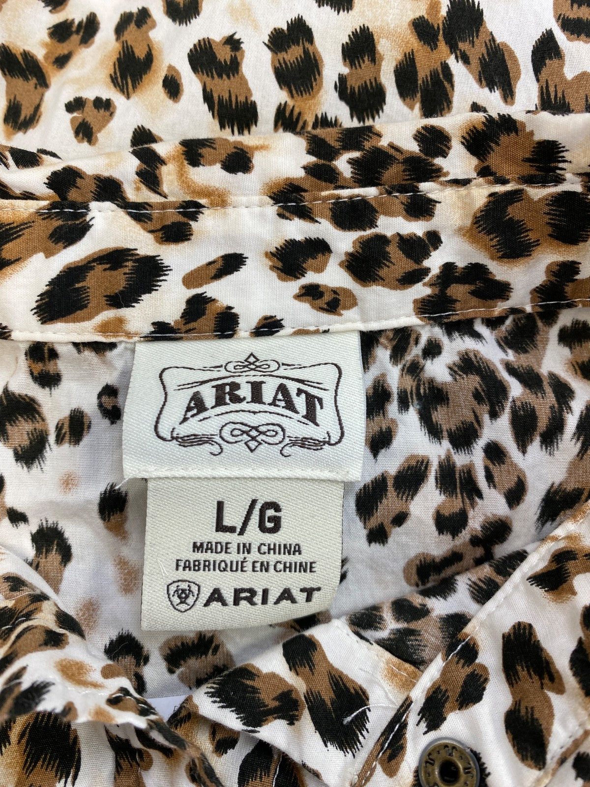 Ariat Women’s Brown Animal Print Long Sleeve Snap Button Up Shirt - L