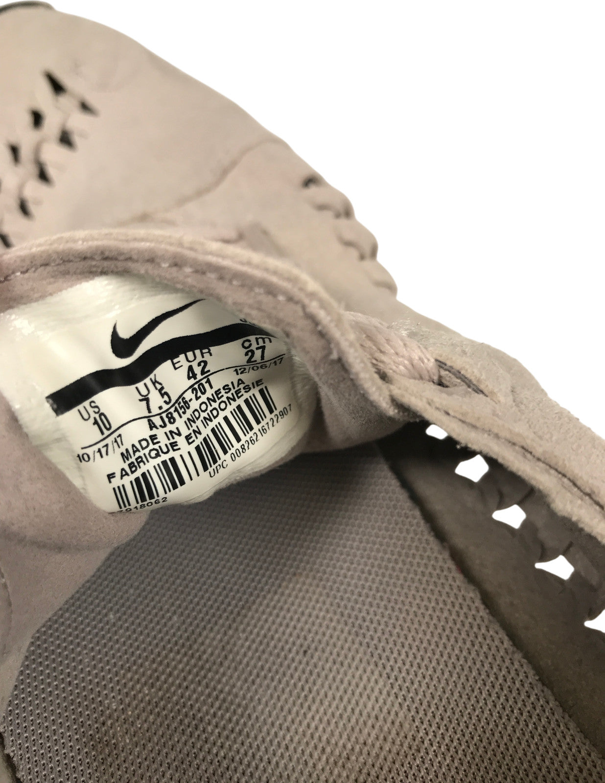 Nike Women’s Gray Suede Dualtone Racer Woven Lace Up Sneakers - 10