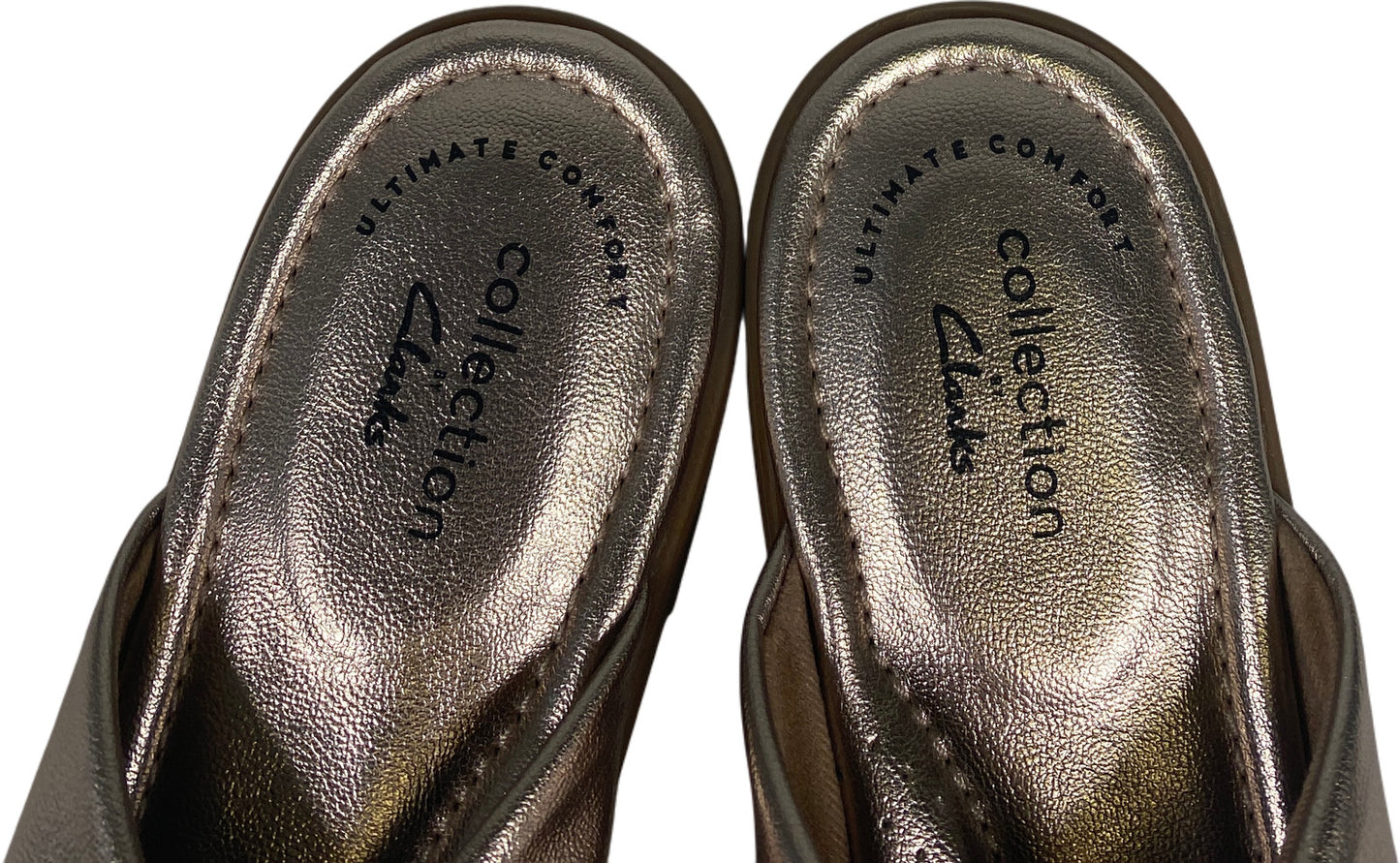 Clarks Collection Women’s Silver/Pewter Metallic Reyna Twist Flats - 8.5