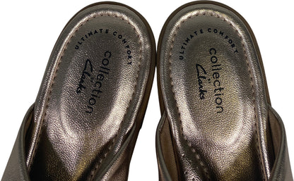 Clarks Collection Women’s Silver/Pewter Metallic Reyna Twist Flats - 8.5