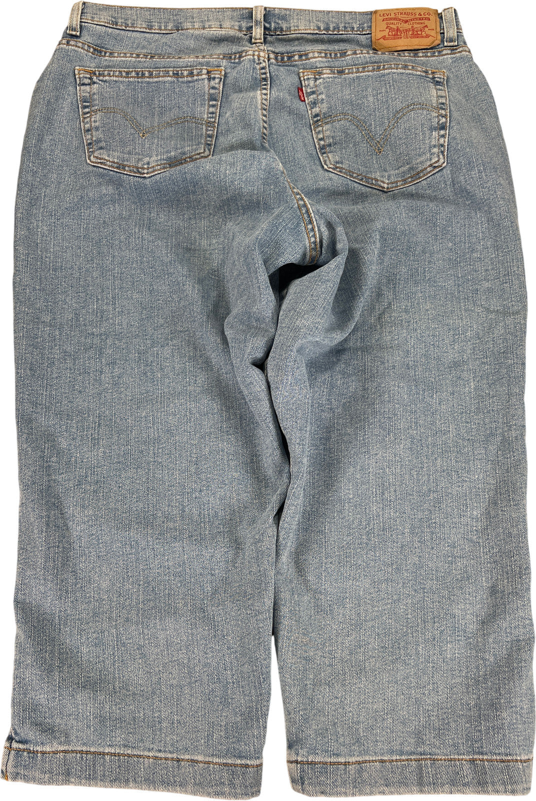 Levis Women’s Light Wash Classic Slim Stretch Cropped Jeans - 18W