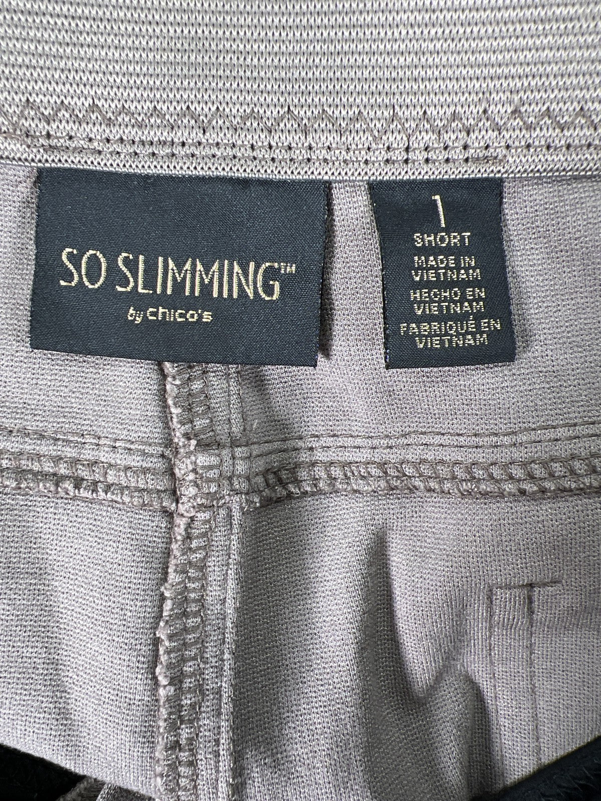 Chicos Women's So Slimming Stretch Pants - US 8 Short