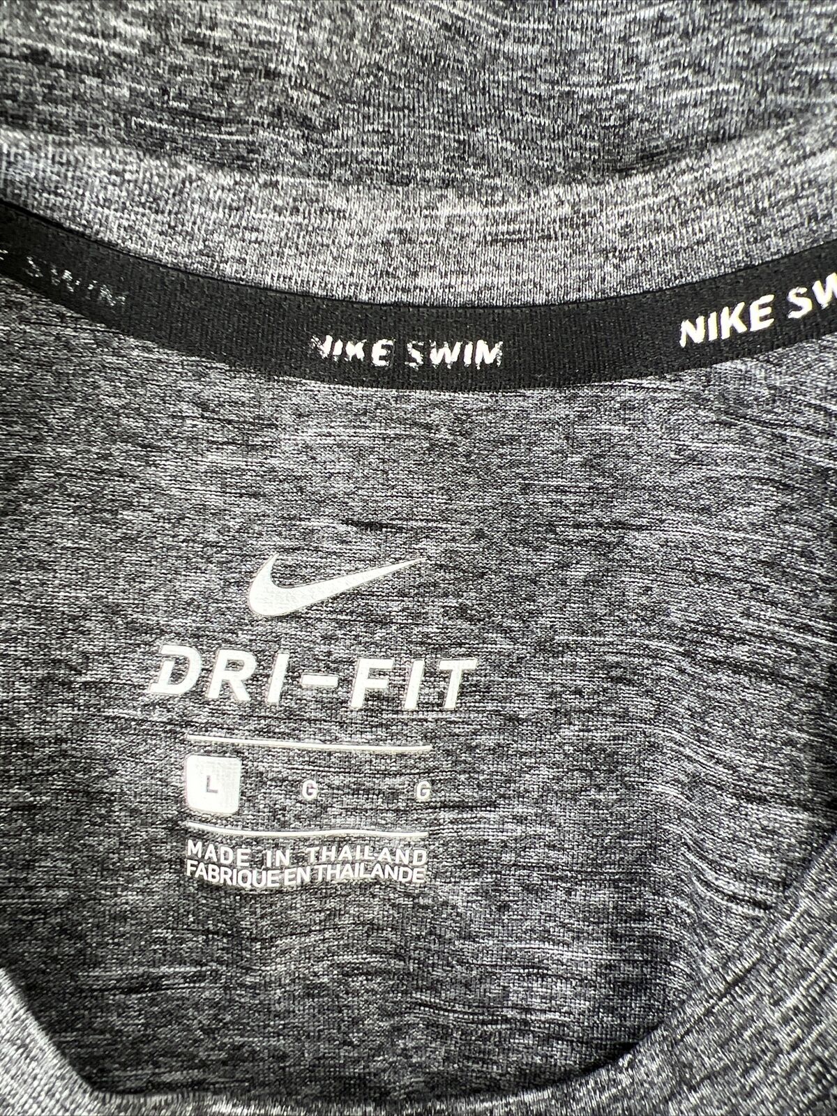Nike Camiseta deportiva de natación de manga corta Dri-Fit gris para hombre - L