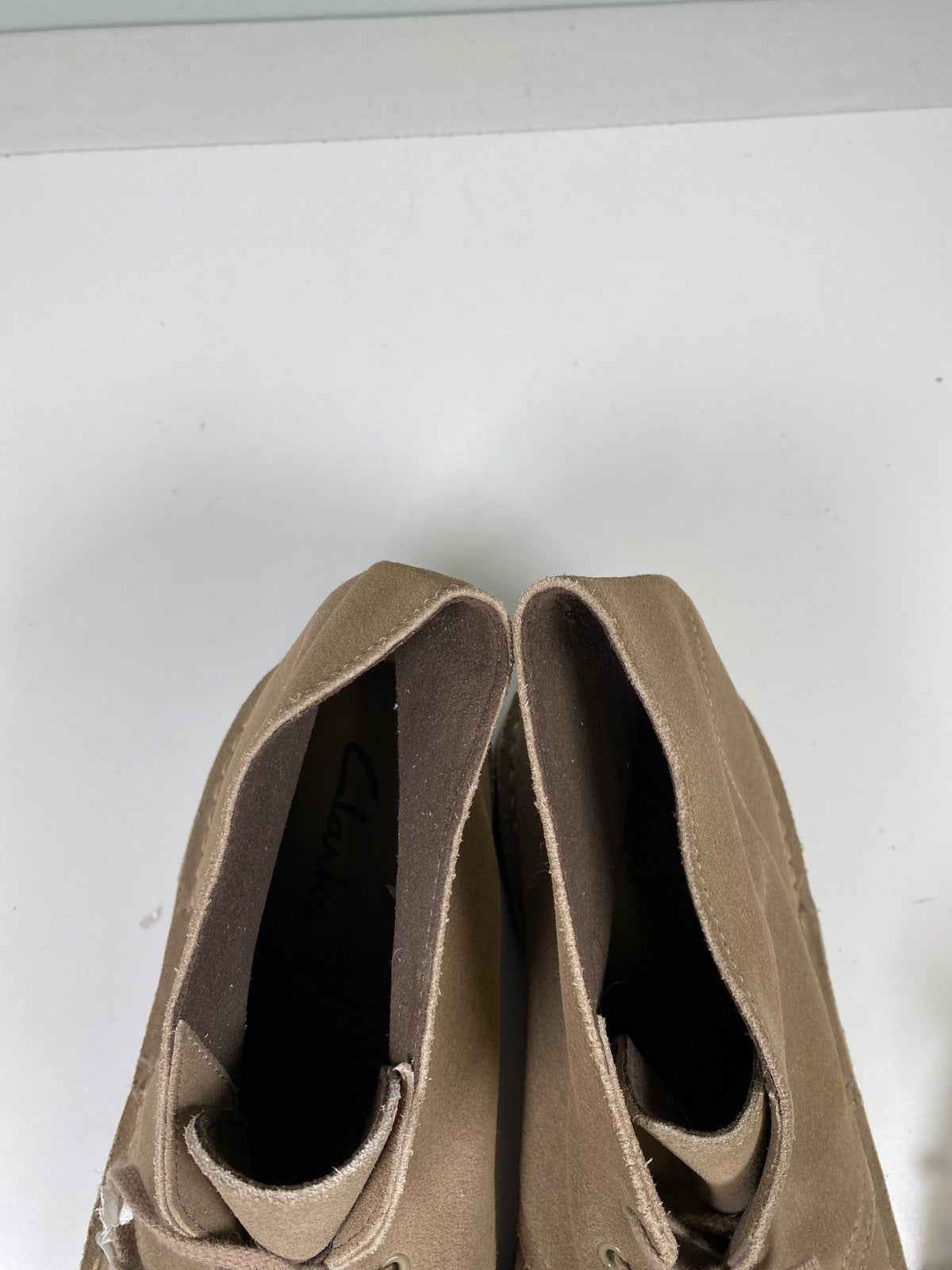 Clarks Men’s Gray/Taupe Suede Bushacre Chukka Desert Boots - 11