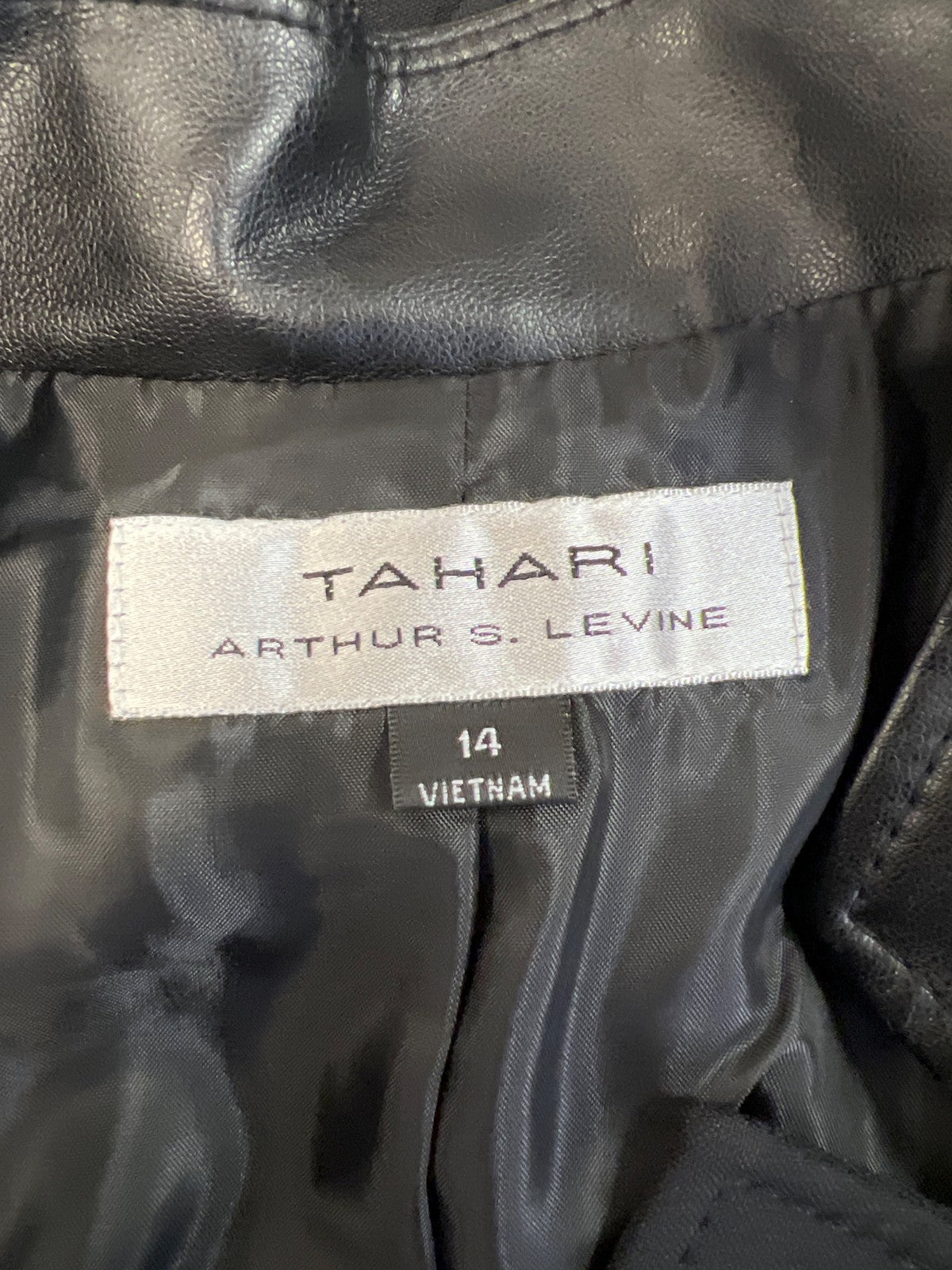 Tahari Women’s Black Long Sleeve One Button Blazer Jacket - 14