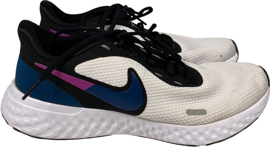 Nike Women’s White Revolution 5 Lace Up Athletic Sneakers - 8.5