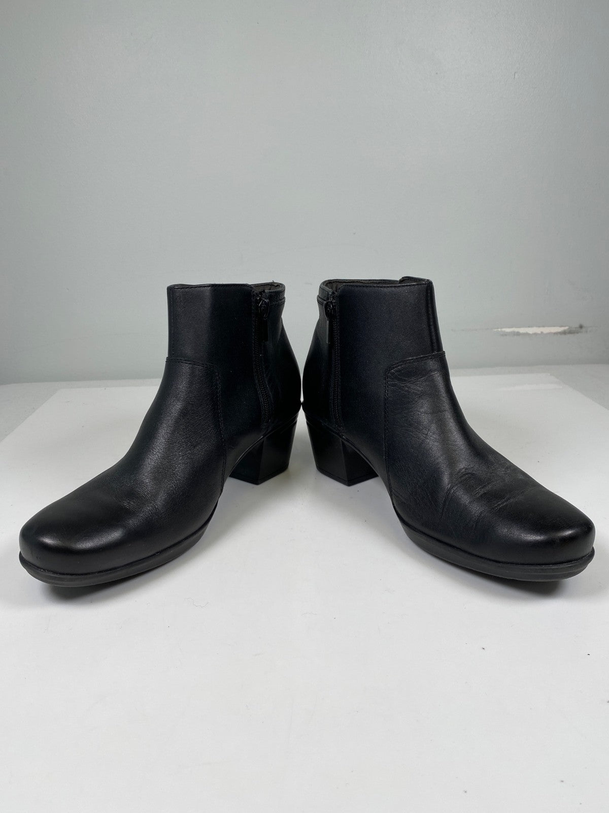 Clarks Collection Women’s Black Emslie Monet Heeled Ankle Booties - 9