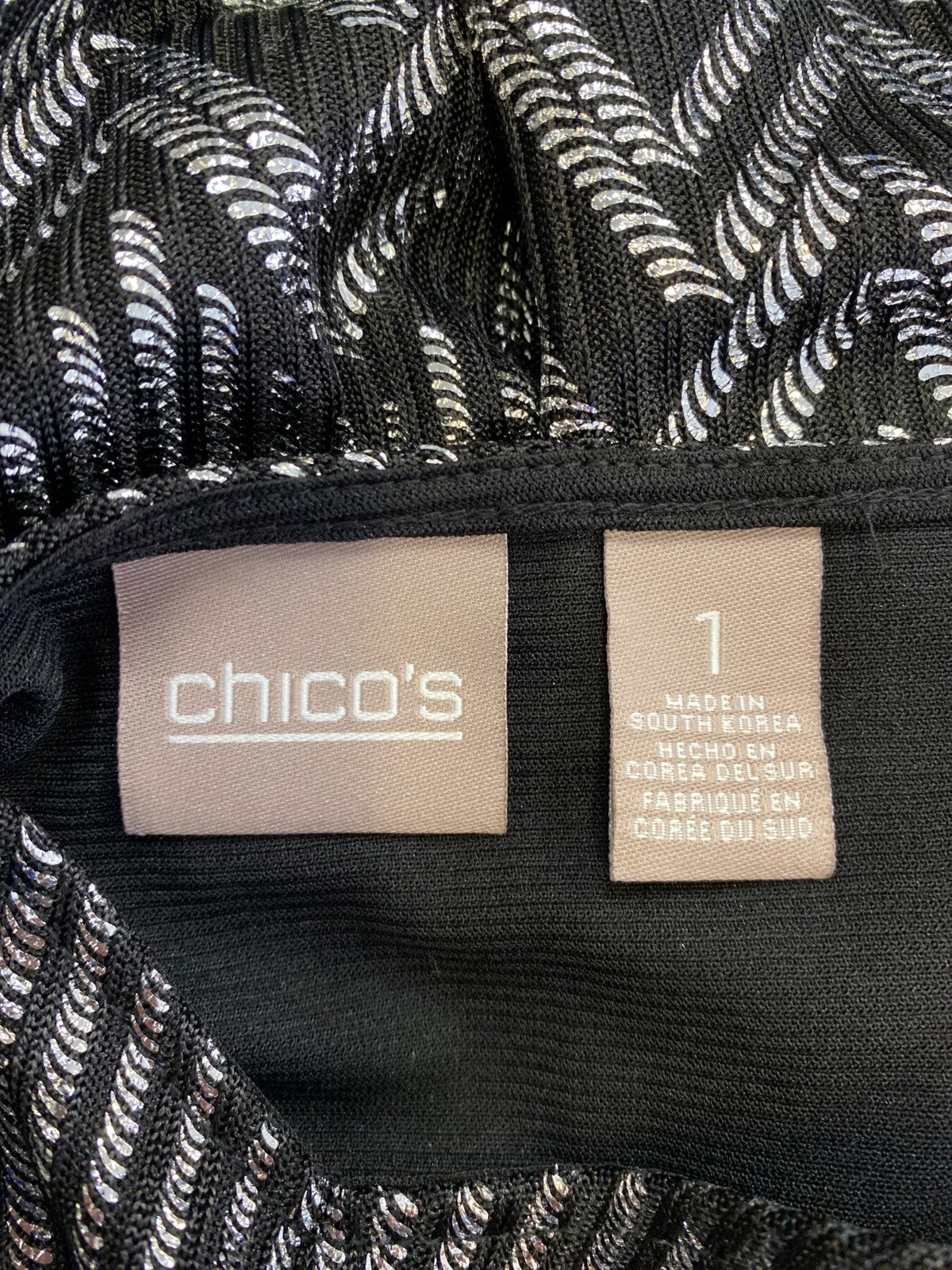 Chico’s Women’s Black/Silver Metallic 3/4 Sleeve Blouse - 1/US M